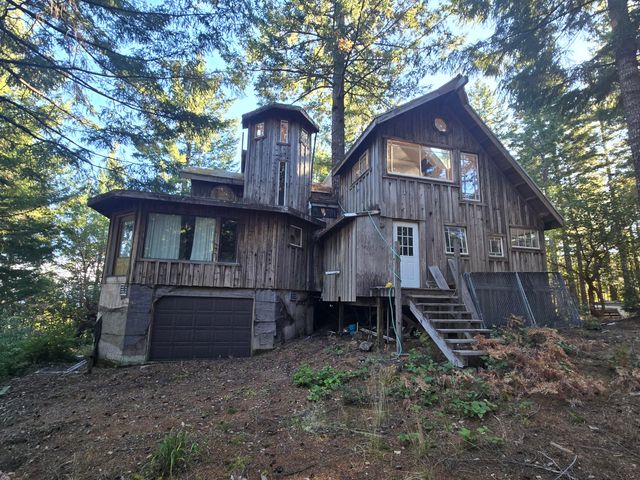 8750 Wilder Ridge Road, Ettersburg, CA 95542