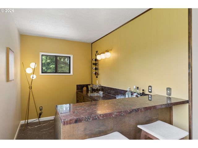 2833 Ne 89TH Ave, Portland, OR 97220