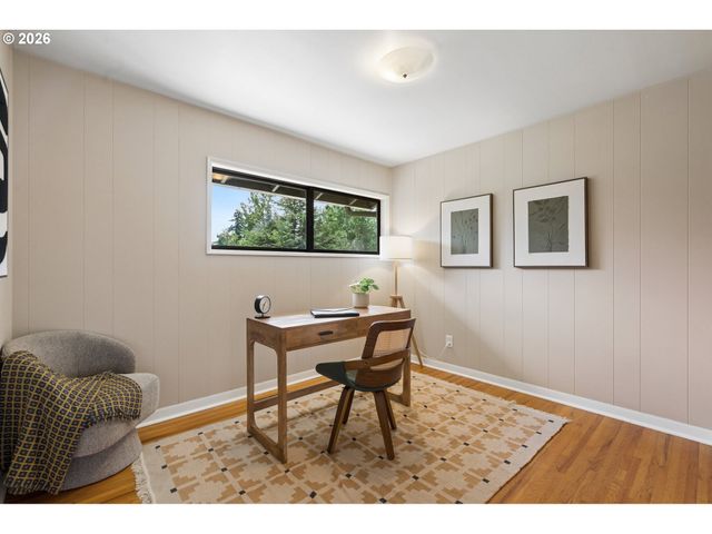 2833 Ne 89TH Ave, Portland, OR 97220