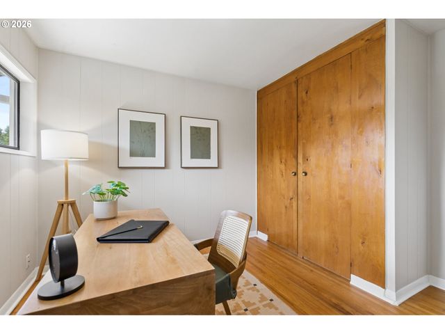 2833 Ne 89TH Ave, Portland, OR 97220