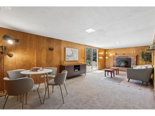 2833 Ne 89TH Ave, Portland, OR 97220