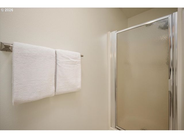 6768 Sw 167TH Pl, Beaverton, OR 97007