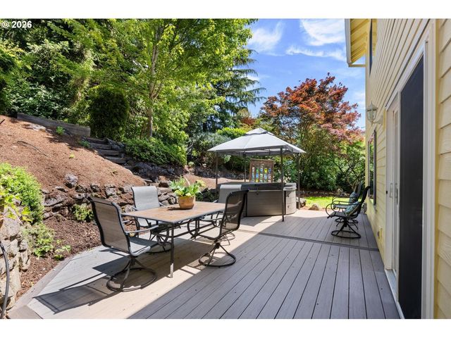 6768 Sw 167TH Pl, Beaverton, OR 97007