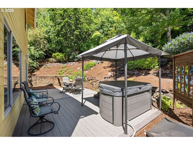 6768 Sw 167TH Pl, Beaverton, OR 97007