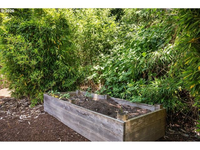 6768 Sw 167TH Pl, Beaverton, OR 97007
