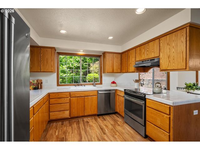 6768 Sw 167TH Pl, Beaverton, OR 97007