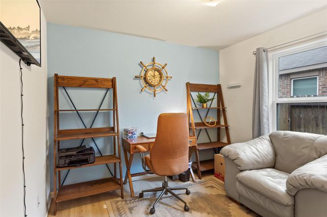 9438 Sky Blue Drive, Iowa Colony, TX 77583