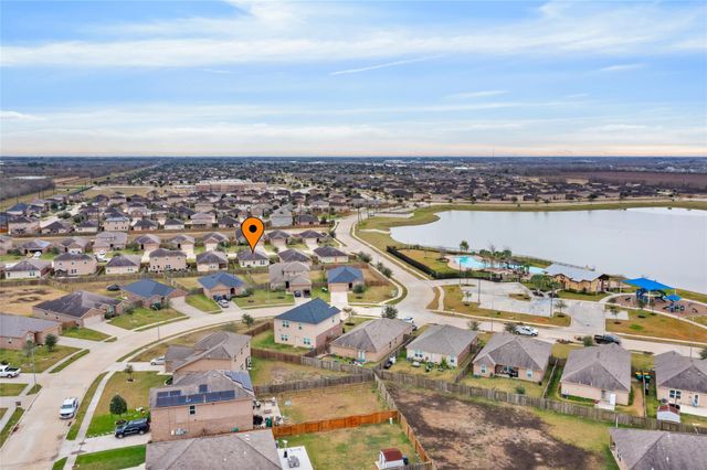 9438 Sky Blue Drive, Iowa Colony, TX 77583
