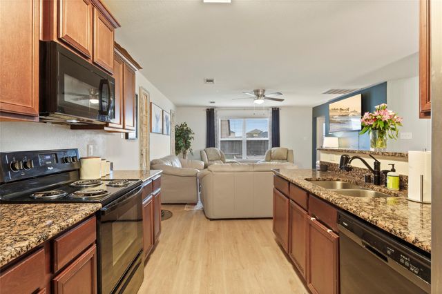 9438 Sky Blue Drive, Iowa Colony, TX 77583