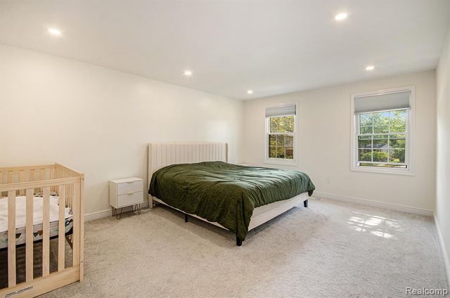 1609 Kilburn Road, Rochester Hills, MI 48306