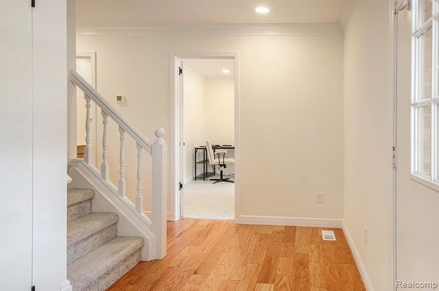 1609 Kilburn Road, Rochester Hills, MI 48306