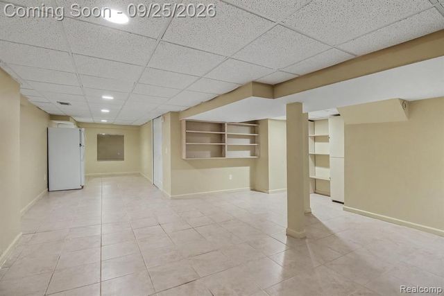 4190 Wabeek Lake Drive, Bloomfield Hills, MI 48302