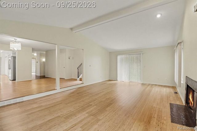 4190 Wabeek Lake Drive, Bloomfield Hills, MI 48302