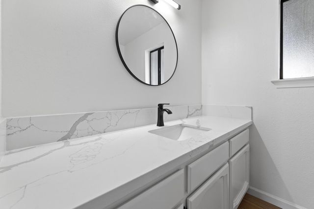 41763 Horseshoe Way, Coarsegold, CA 93614