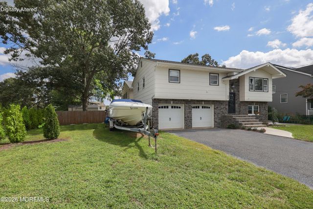 1500 Hyacinth Place, Point Pleasant, NJ 08742