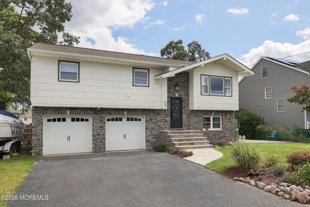 1500 Hyacinth Place, Point Pleasant, NJ 08742
