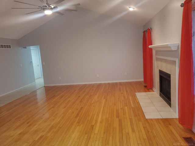 50262 Barrett Drive, Macomb Twp, MI 48044