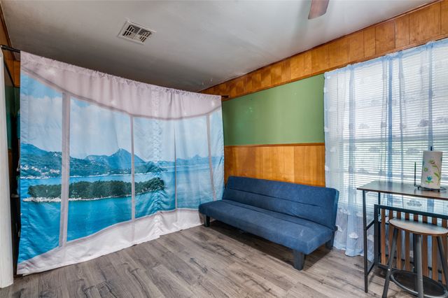 6209 Woodbine Drive, Fort Worth, TX 76112