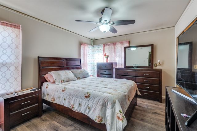 6209 Woodbine Drive, Fort Worth, TX 76112