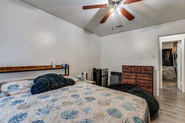 6209 Woodbine Drive, Fort Worth, TX 76112