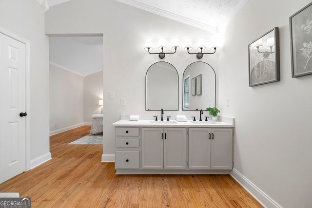 870 Long Branch Circle, Sugar Hill, GA 30518