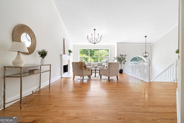 870 Long Branch Circle, Sugar Hill, GA 30518