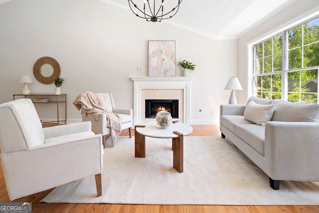 870 Long Branch Circle, Sugar Hill, GA 30518