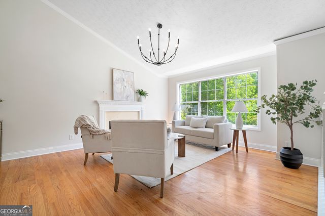 870 Long Branch Circle, Sugar Hill, GA 30518