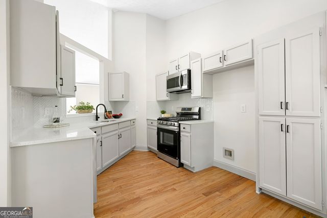 870 Long Branch Circle, Sugar Hill, GA 30518