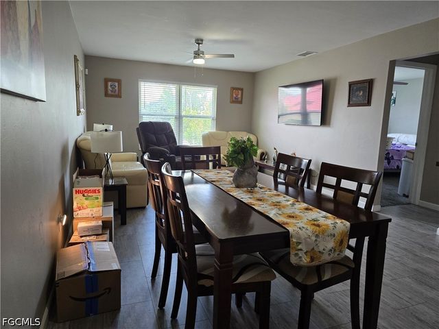 1617 SE 26th ST 202, Cape Coral, FL 33904