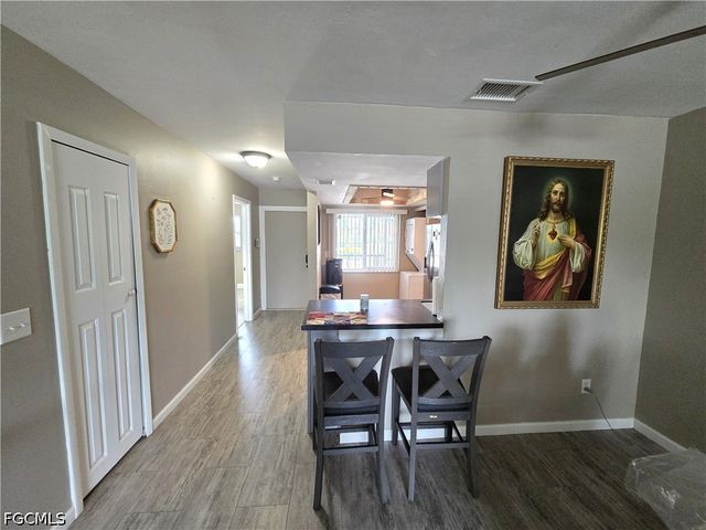 1617 SE 26th ST 202, Cape Coral, FL 33904