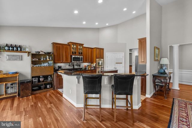 35987 BIRCH HOLLOW LN, Hillsboro, VA 20132