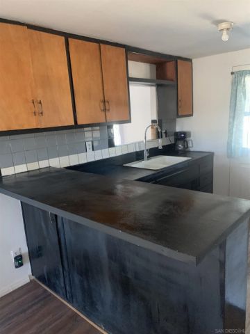 25675 Potrero Park Dr, Potrero, CA 91963