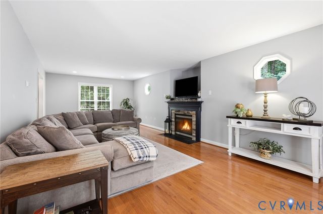 12301 Hulsey Dr, Chesterfield, VA 23838