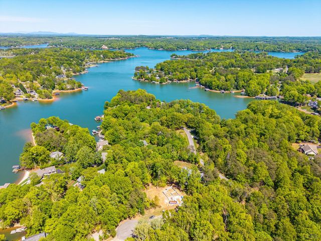 1496 Bremble Drive, Moneta, VA 24121