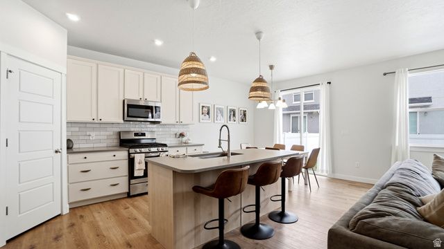 2454 W WYSTERIA DR, Mapleton, UT 84664