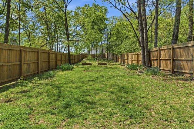 5823 Maxon Ave, Nashville, TN 37209