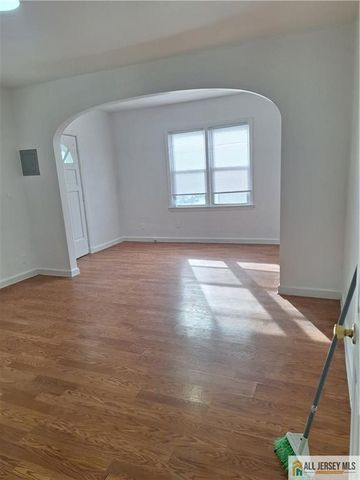 4087 Woodbridge Avenue, Edison, NJ 08837