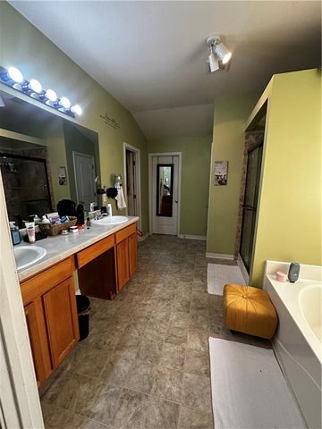 4457 Sequoia Park Trail, Snellville, GA 30039