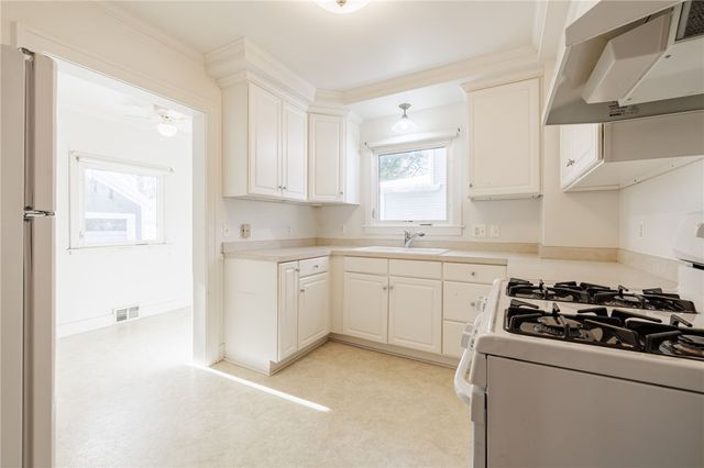 43 Britton Road, Rochester, NY 14612