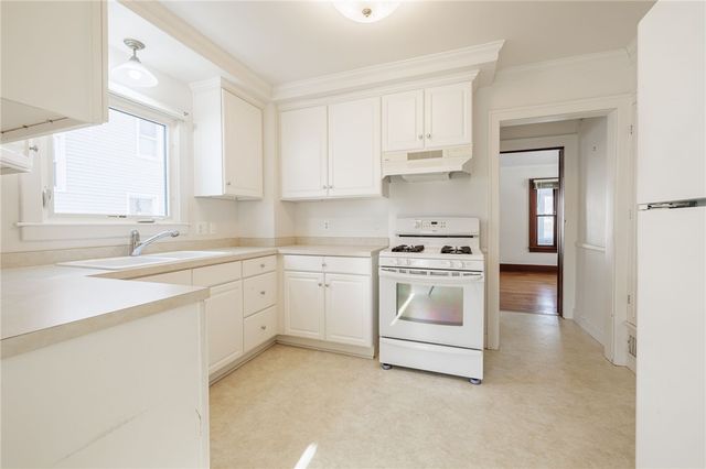 43 Britton Road, Rochester, NY 14612