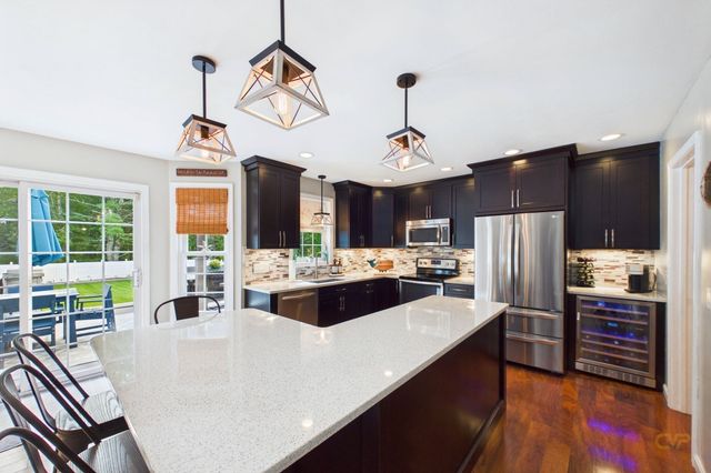 110 Fearing Hill Rd, Wareham, MA 02576