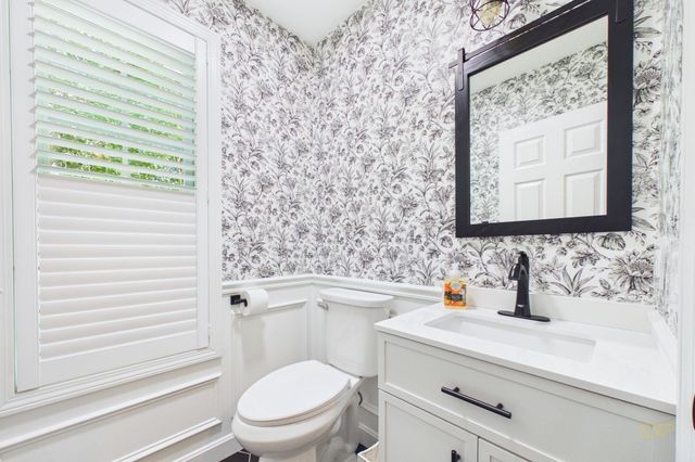 110 Fearing Hill Rd, Wareham, MA 02576