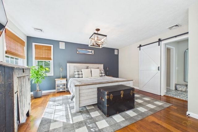 110 Fearing Hill Rd, Wareham, MA 02576
