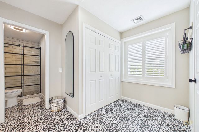 110 Fearing Hill Rd, Wareham, MA 02576