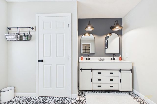 110 Fearing Hill Rd, Wareham, MA 02576