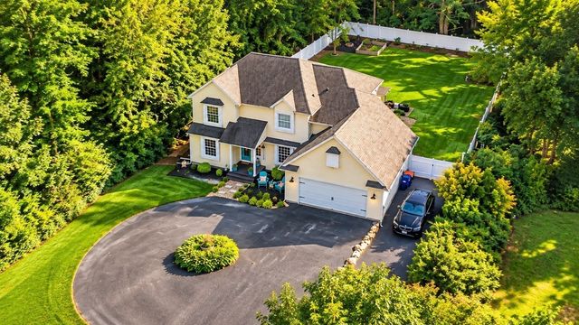 110 Fearing Hill Rd, Wareham, MA 02576