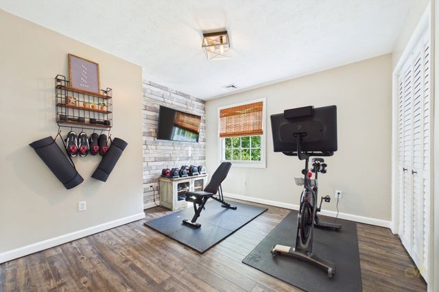 110 Fearing Hill Rd, Wareham, MA 02576