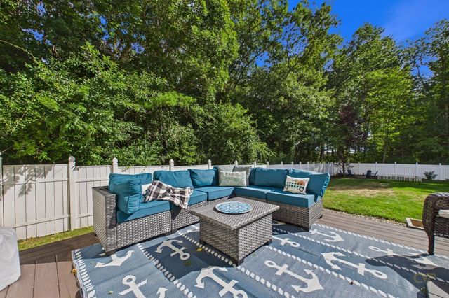 110 Fearing Hill Rd, Wareham, MA 02576