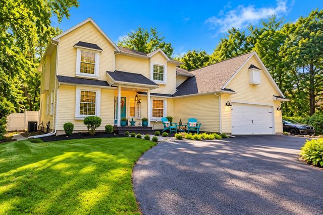 110 Fearing Hill Rd, Wareham, MA 02576